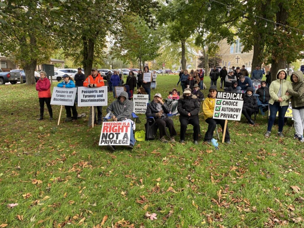 Hundreds gathered for anti-vaccine passport rally in Kincardine