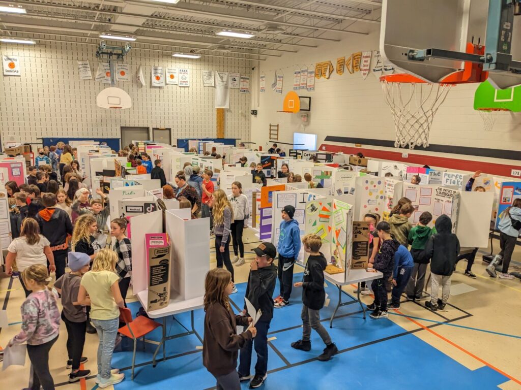 Huron Heights held Science Fair recently with Grades 4 to 6 Taking Part