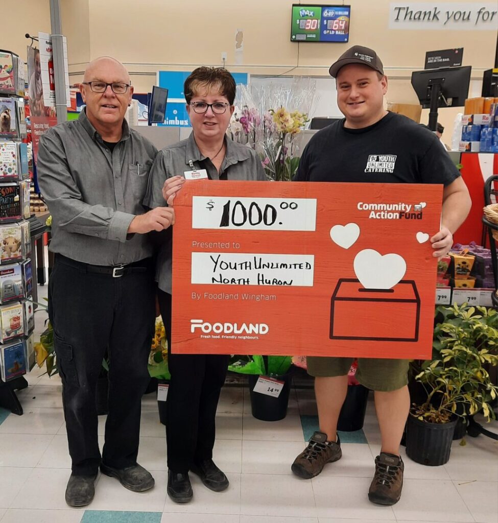 Wingham Foodland donates ,000 to Youth Unlimited North Huron through Community Action Fund