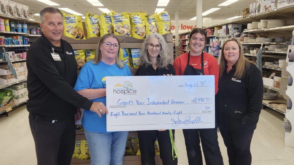 Grant’s Independent Grocer donates nearly ,500 to Grey Bruce Hospice