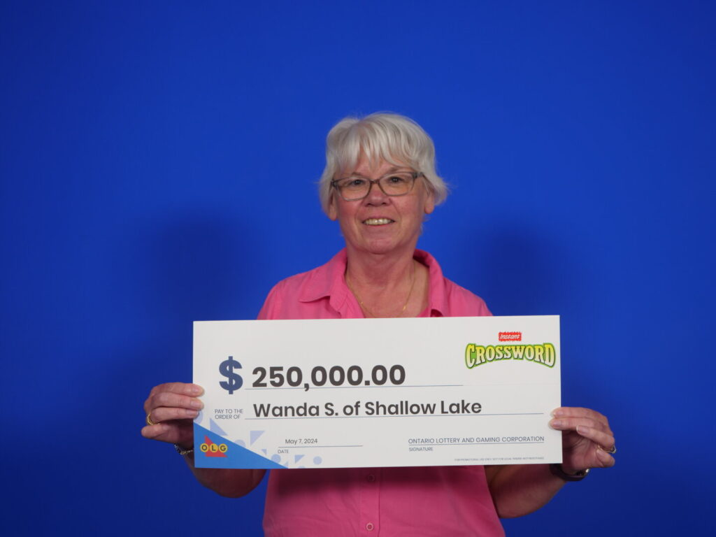 Shallow Lake Woman Wins 0,000 on Instant Crossword