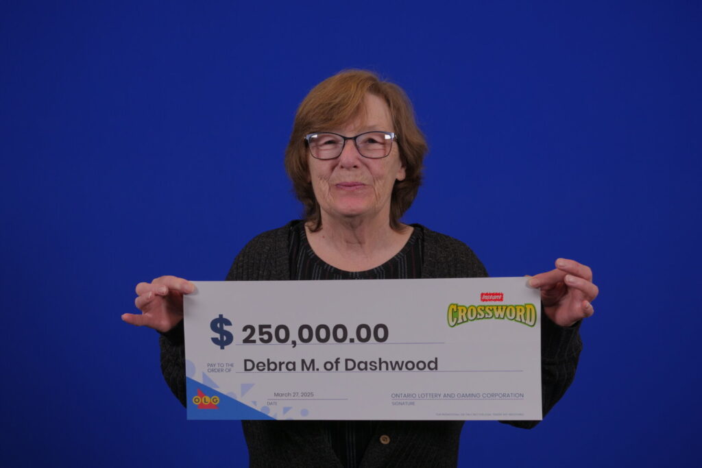 Dashwood Retiree Cashes in 0,000 Instant Crossword Prize