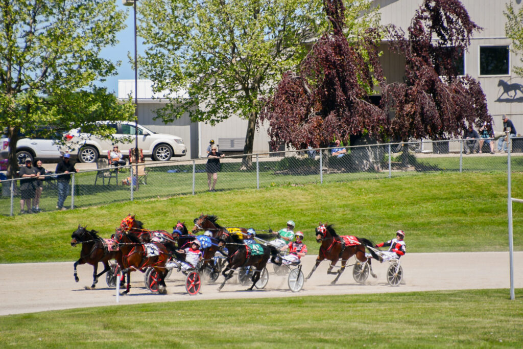 Clinton Raceway Opening Day Hauls in Over 00 for CHSS Clinton Raceway Opening Day Hauls in Over 00 for CHSS